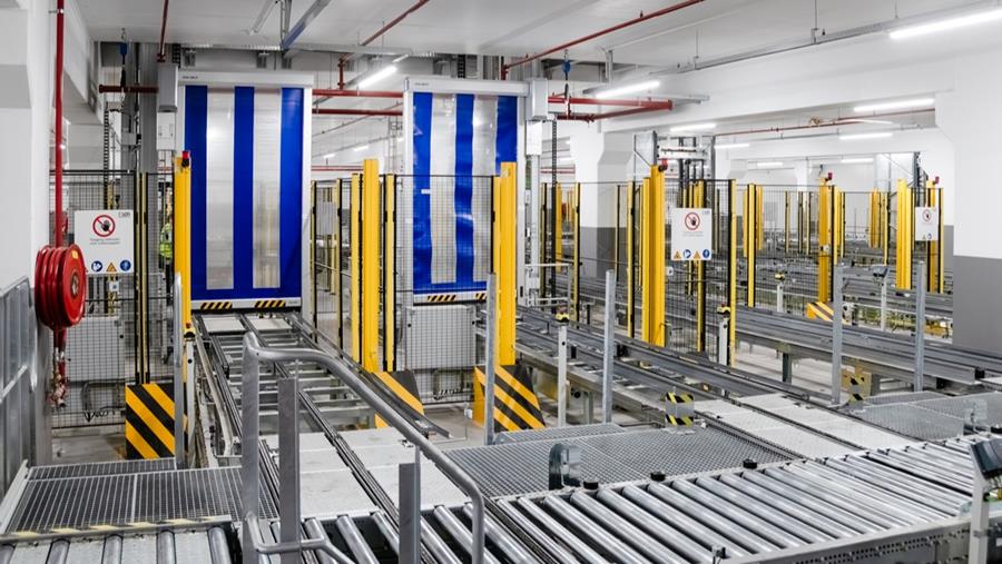 Nieuw vriesmagazijn van Agristo combineert automatisering en maximale veiligheid