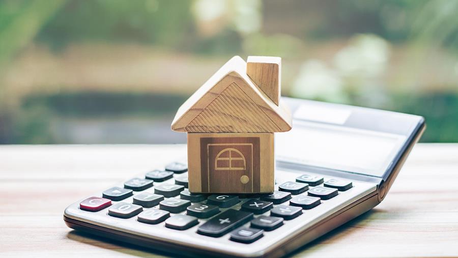 Overheden moeten ervoor zorgen dat wonen en renoveren betaalbaar blijft